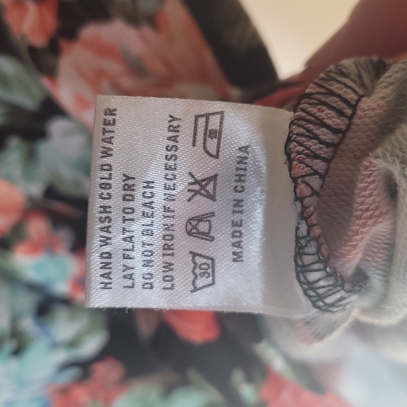 Floral bodycon midi dress - Picture 8 of 8